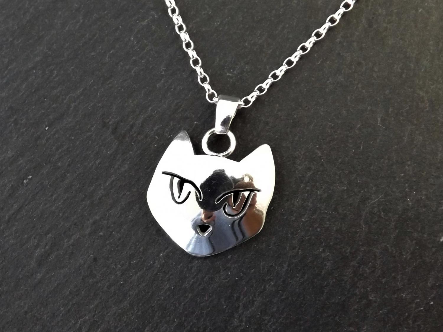 Curious Cat Face Handmade Silver Pendant Necklace